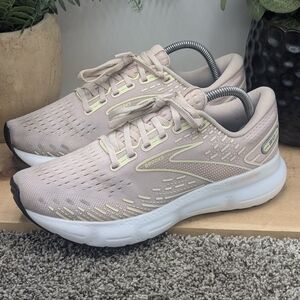 Brooks Glycerin 20 Women's Size 9.5B Running Walking Shoes Casual Comfort